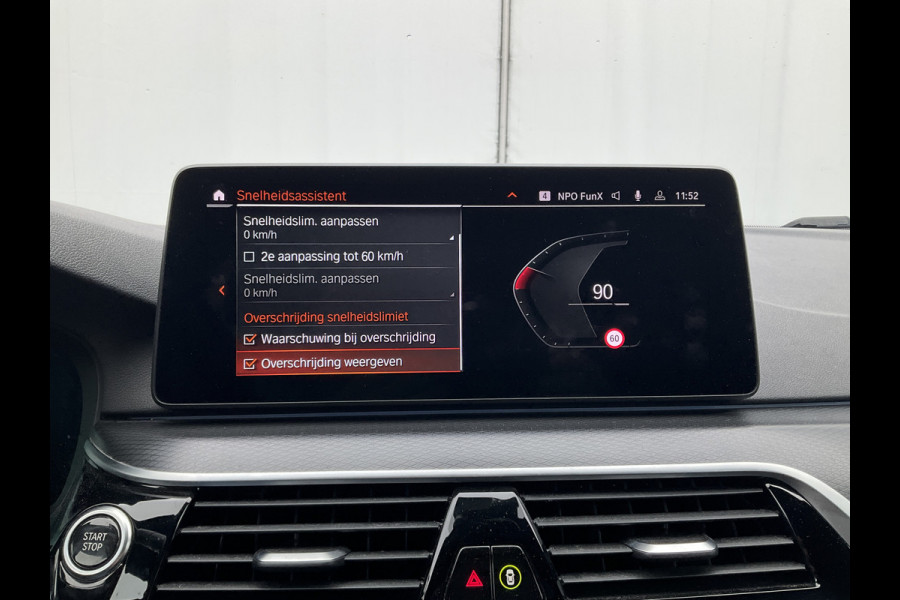 BMW 5 Serie Touring 530e M-Sport Leer Memory Laser Adapt.Cr Sfeer PHEV Business Edition Plus Plug-in