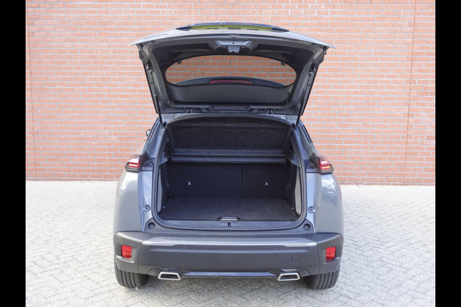Peugeot 2008 1.2 PureTech 130pk Automaat Allure | DEMO ! | Navigatie | Apple Carplay/Android Auto | 360 camera | Parkeersensoren | Blind Spot Assist | Adaptive Cruise Control | Stoelverwarming | Getinte ramen | Climate Control
