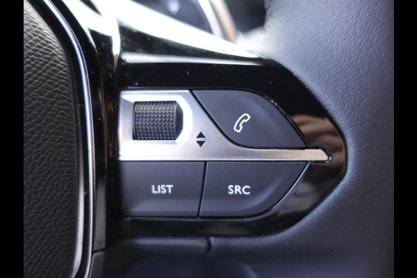 Peugeot 2008 1.2 PureTech 130pk Automaat Allure | DEMO ! | Navigatie | Apple Carplay/Android Auto | 360 camera | Parkeersensoren | Blind Spot Assist | Adaptive Cruise Control | Stoelverwarming | Getinte ramen | Climate Control