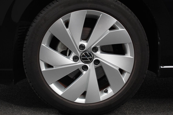 Volkswagen Golf Variant 1.5 eTSI 150pk DSG Style | Navigatie | Apple Carplay/Android Auto | Parkeersensoren | Adaptive Cruise Control | Blind Spot Assist | Stoel-en stuurverwarming | Ledverlichting | Getinte ramen | Climate Control |