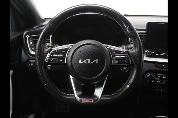 Kia ProCeed 1.5 T-GDi GT-Line CAMERA | CARPLAY | CLIMATE | STOEL/STUUR VERW | LED | LMV17 | 1/2LEER | NAVI | PANODAK | ADAP.CRUISE | ELEC.A.