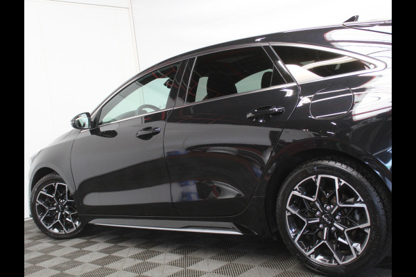 Kia ProCeed 1.5 T-GDi GT-Line CAMERA | CARPLAY | CLIMATE | STOEL/STUUR VERW | LED | LMV17 | 1/2LEER | NAVI | PANODAK | ADAP.CRUISE | ELEC.A.