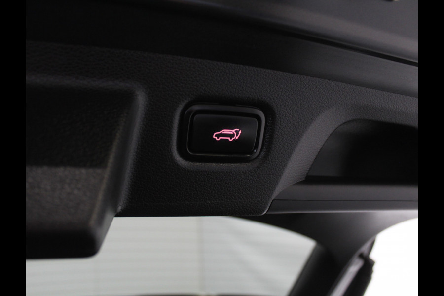 Kia ProCeed 1.5 T-GDi GT-Line CAMERA | CARPLAY | CLIMATE | STOEL/STUUR VERW | LED | LMV17 | 1/2LEER | NAVI | PANODAK | ADAP.CRUISE | ELEC.A.