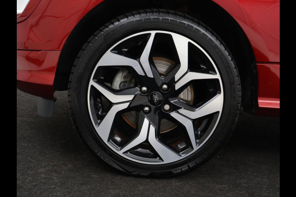 Ford EcoSport 1.0 EcoBoost ST-Line | Stoel & stuurverwarming | Camera | Leder/Alcantara | Navigatie | Dodehoek detectie | Keyless | Climate control | Parkeerhulp | Cruise control | Bluetooth
