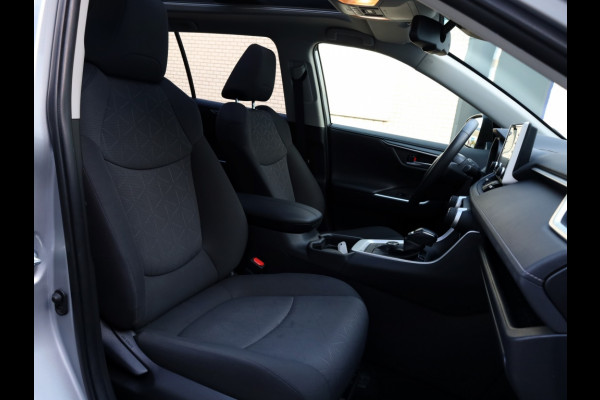 Toyota RAV4 2.5 Hybrid AWD Dynamic | Panoramadak | Elektrische Achterklep |