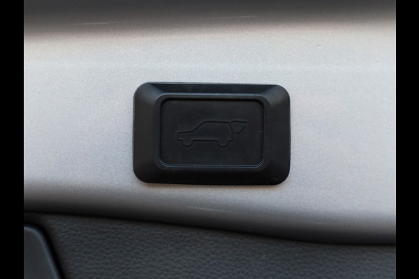 Toyota RAV4 2.5 Hybrid AWD Dynamic | Panoramadak | Elektrische Achterklep |