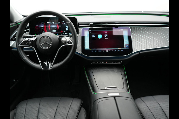 Mercedes-Benz E-Klasse Estate 300 e Luxury Line PHEV 313pk Dealer O.H | Luchtvering | Trekhaak af Fabriek | Lederen Comfortzetels Memory | Adaptive Cruise | Burmester 4D | Digital LED | 360 Camera | Keyless | Sfeerverlichting | Plug In Hybrid