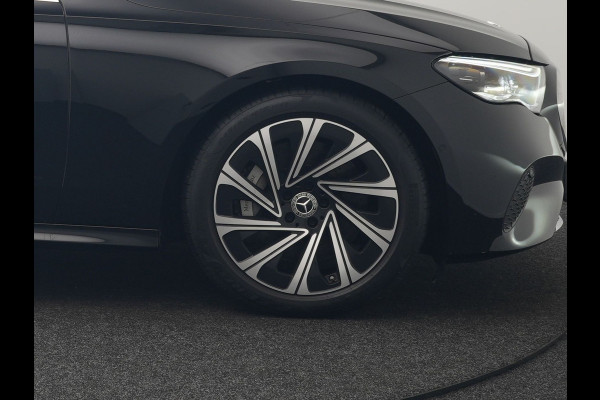 Mercedes-Benz E-Klasse Estate 300 e Luxury Line PHEV 313pk Dealer O.H | Luchtvering | Trekhaak af Fabriek | Lederen Comfortzetels Memory | Adaptive Cruise | Burmester 4D | Digital LED | 360 Camera | Keyless | Sfeerverlichting | Plug In Hybrid