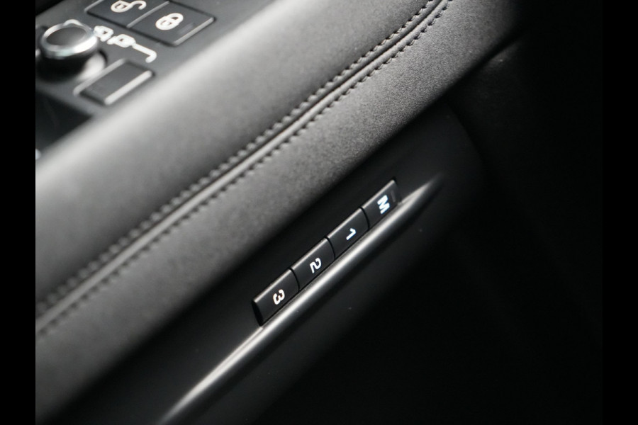 Land Rover Range Rover Evoque NIEUW MODEL P250 AWD R-Dynamic SE 250pk Dealer O.H | Panodak | Head Up | 360 Camera | Lederen Sportstoelen Memory & Verwarmd | Stuur Verwarmd | Apple Carplay | Navigatie | Blis | Keyless | Virtual | DAB |