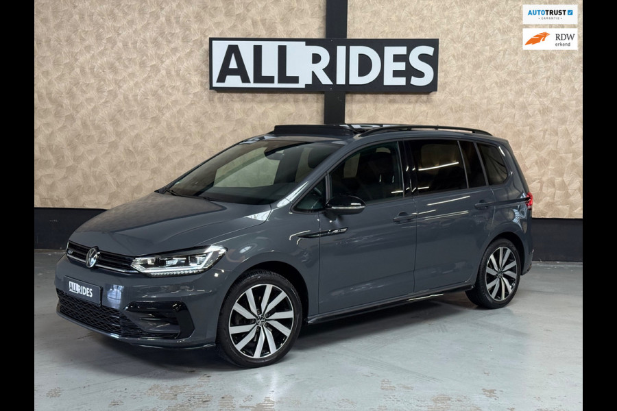 Volkswagen Touran 1.4 TSI Highline Business R 7p | Pano | Trekhaak | Stoel/Stuur verwarming | Camera | Carplay