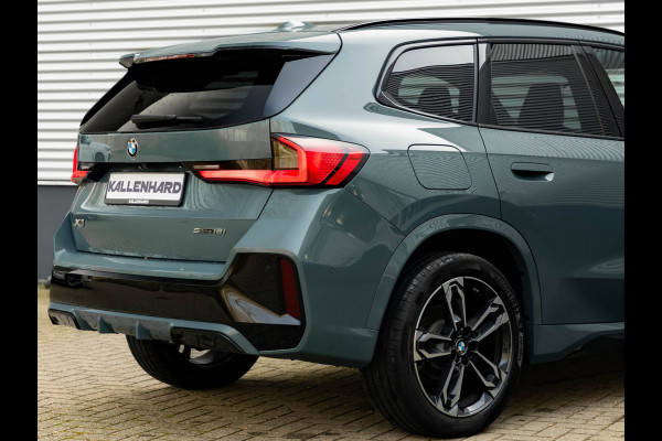 BMW X1 sDrive18i M-Sport - Pano - Trekhaak - Memoryzetel - Harman Kardon