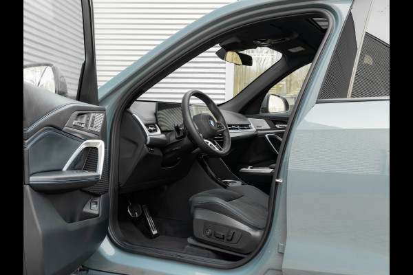 BMW X1 sDrive18i M-Sport - Pano - Trekhaak - Memoryzetel - Harman Kardon