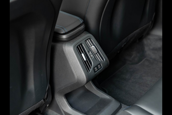 BMW X1 sDrive18i M-Sport - Pano - Trekhaak - Memoryzetel - Harman Kardon