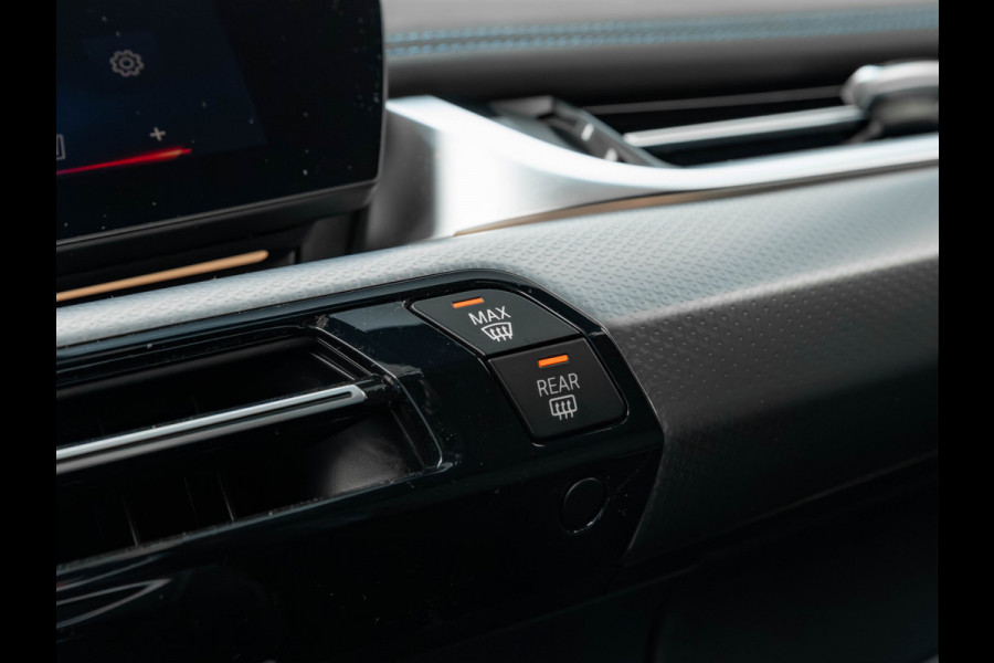 BMW X1 sDrive18i M-Sport - Pano - Trekhaak - Memoryzetel - Harman Kardon