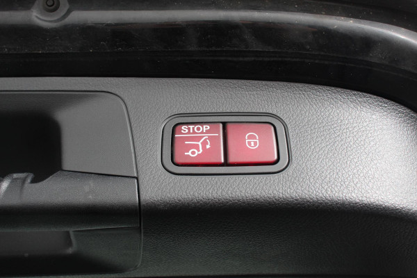 Mercedes-Benz GLA 200 163pk DCT Premium Plus | Navigatie | Parkeersensoren | Camera | Elektrische achterklep | Elektrisch Panorama dak | Cruise Control | Virtual Cockpit | Stoelverwarming | Sfeerverlichting | Climate Control