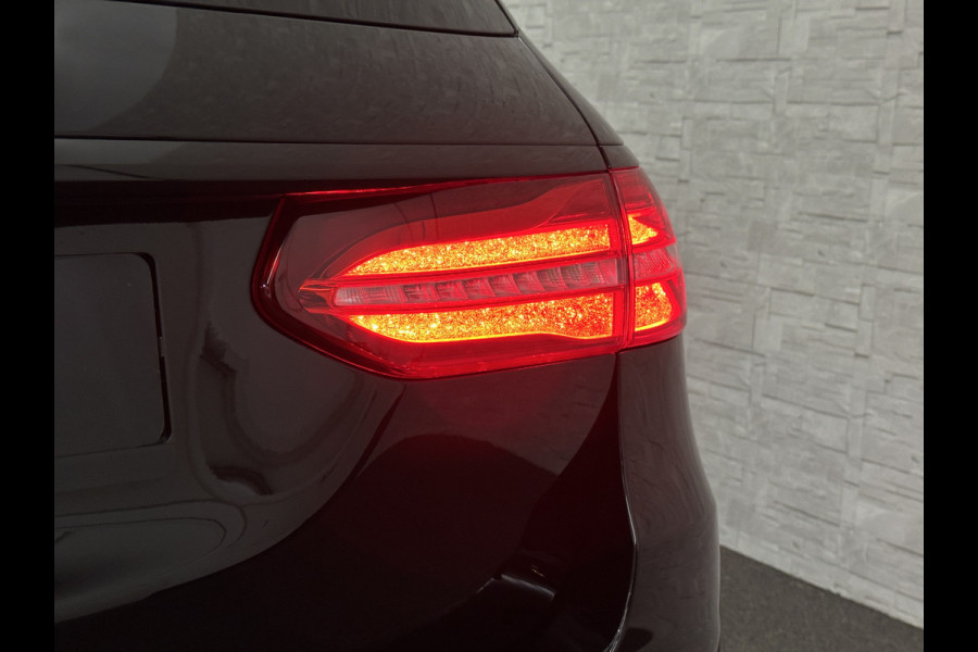 Mercedes-Benz E-Klasse Estate 53 AMG 4MATIC | Luchtvering | Carbon | 360 View | Burmester | Panorama | Distronic+ | Memory | Multibeam-LED | Luchtvering | Leder | Widescreen | Trekhaak | Sfeerverlichting | Night-Pakket | 20'' | Carplay | Stoelverwarming |