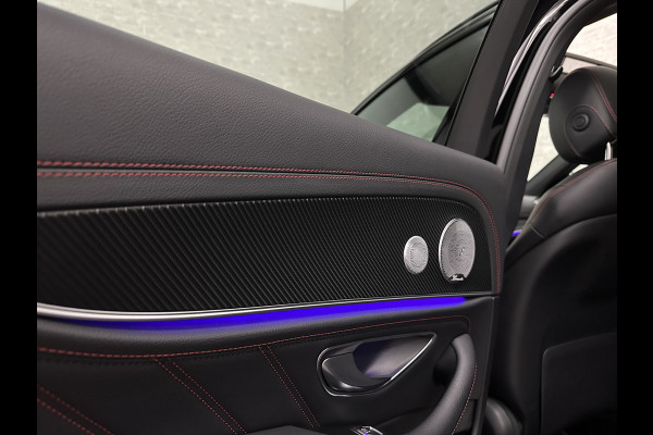 Mercedes-Benz E-Klasse Estate 53 AMG 4MATIC | Luchtvering | Carbon | 360 View | Burmester | Panorama | Distronic+ | Memory | Multibeam-LED | Luchtvering | Leder | Widescreen | Trekhaak | Sfeerverlichting | Night-Pakket | 20'' | Carplay | Stoelverwarming |