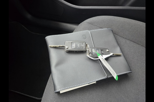 Volkswagen up! 1.0 BMT move up! | 1E EIGENAAR | 12MND GARANTIE | AIRCO | ELEC RAMEN | NW APK |