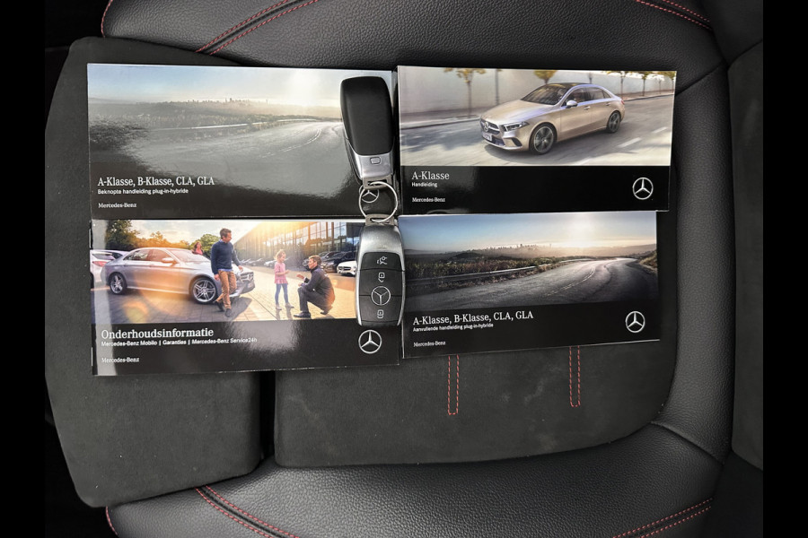 Mercedes-Benz A-Klasse 250 e AMG Limited Business Solution (Plug-in) (INCL-BTW) *PANO | LEATHER-MICROFIBRE | FULL-LED | AMBIENTLIGHT | HEATED-SPORTSEATS | WIDESCREEN-DIGICOCKPIT | DAB+ | NAVI-FULLMAP | CAMERA | PRIVACYGLASS | LANE-ASSIST | DYNAMIC-SELECT | 18'