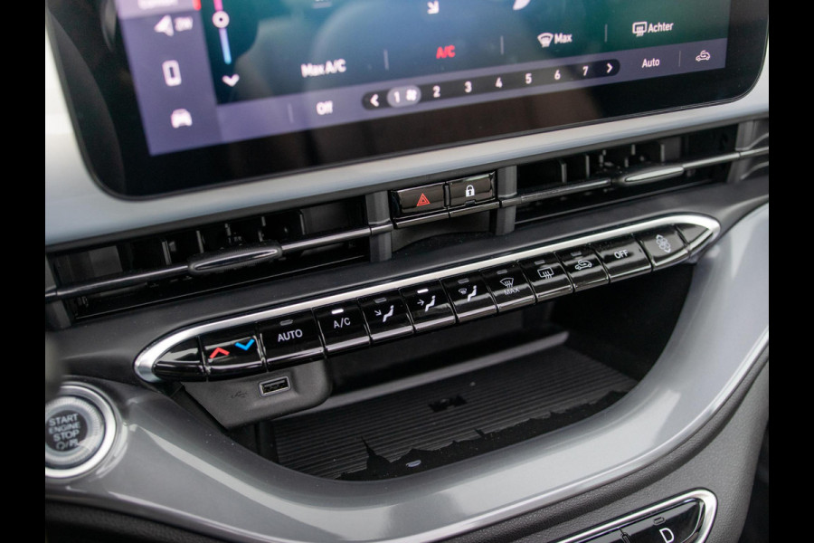 Fiat 500E Cabrio La Prima 42 kWh | 17% Bijtelling | Clima | Cruise | Leder | 17" | Priv Glass | Winter Pack | JBL Sound | BSM | Apple Carplay