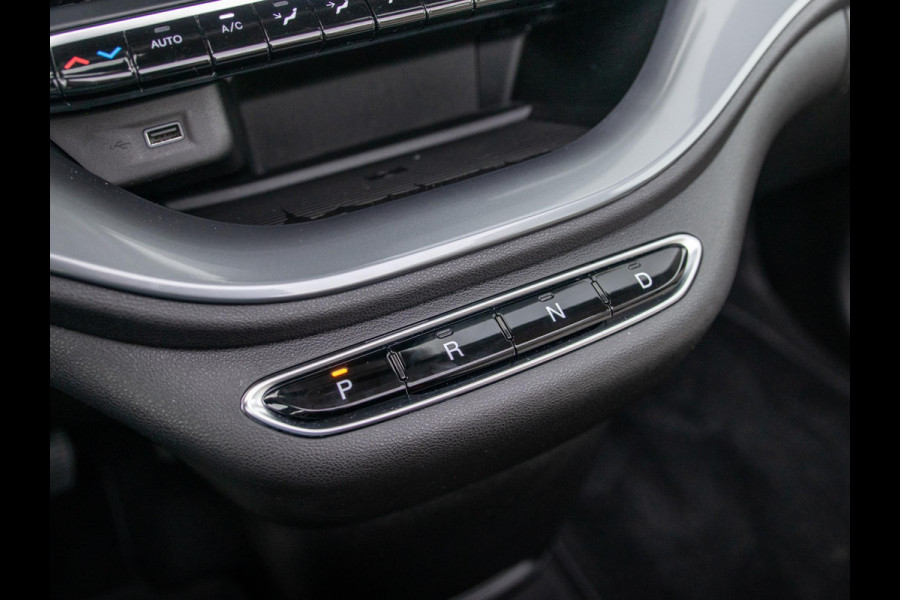 Fiat 500E Cabrio La Prima 42 kWh | 17% Bijtelling | Clima | Cruise | Leder | 17" | Priv Glass | Winter Pack | JBL Sound | BSM | Apple Carplay