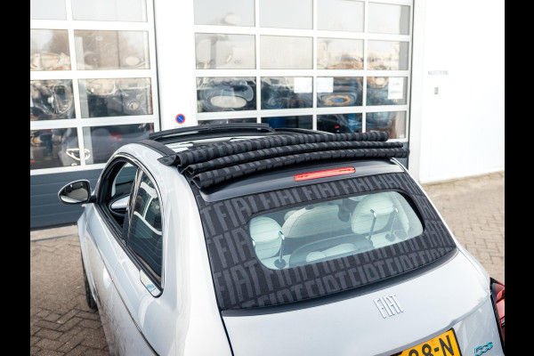 Fiat 500E Cabrio La Prima 42 kWh | 17% Bijtelling | Clima | Cruise | Leder | 17" | Priv Glass | Winter Pack | JBL Sound | BSM | Apple Carplay