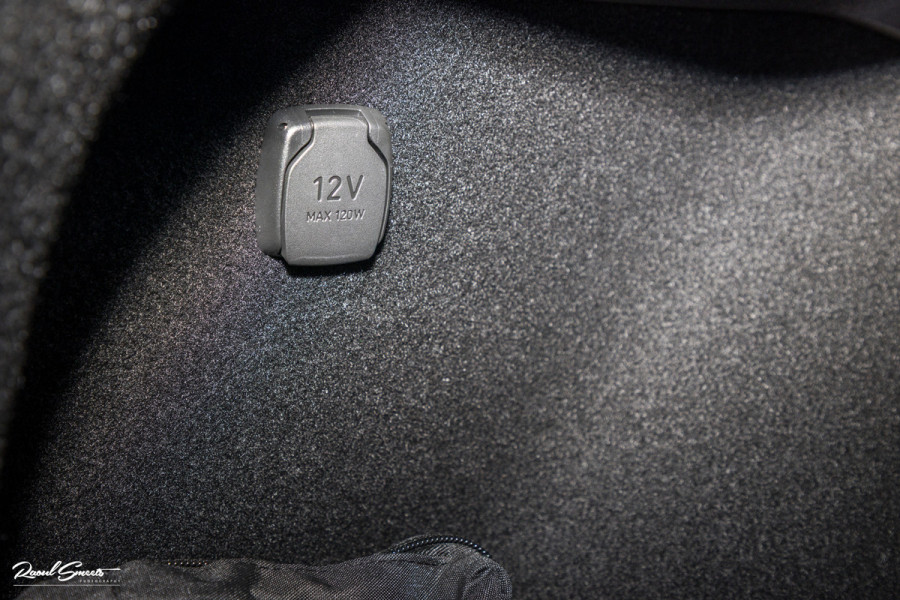 Volvo EX30 Cross Country Twin Motor Performance Ultra 69 kWh | Nieuw | Adaptieve cruise | Panorama dak | Harman Kardon | Memory | Blis |