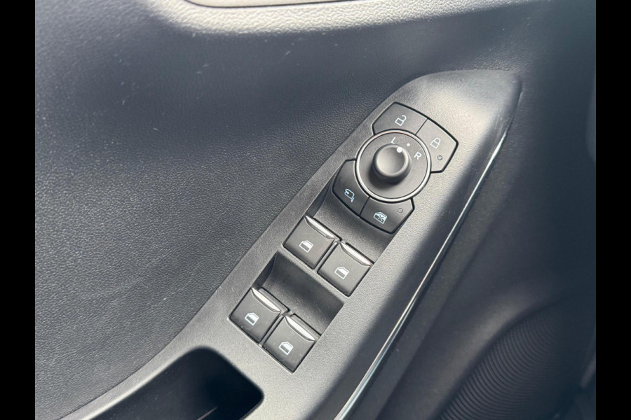 Ford Puma 1.0 EcoBoost Hybrid ST-Line Winterpack | Automatische Airco | Trekhaak Afneembaar | Parkeersensoren |