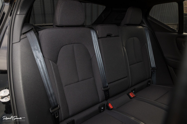 Volvo XC40 Recharge Plus | Adaptieve cruise | Blis | 19 Inch | Full LED |