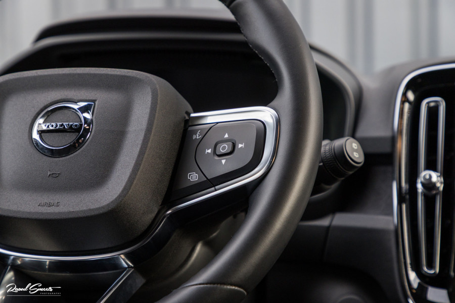 Volvo XC40 Recharge Plus | Adaptieve cruise | Blis | 19 Inch | Full LED |