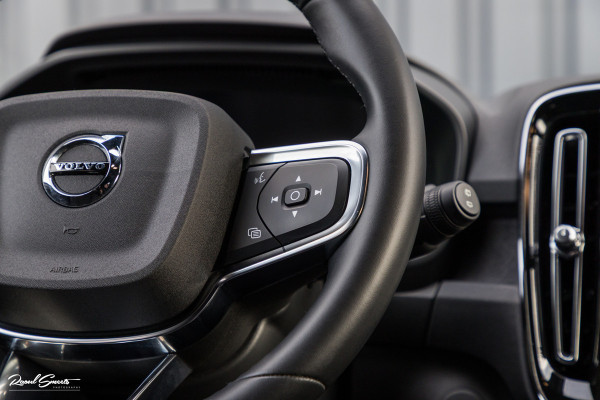 Volvo XC40 Recharge Plus | Adaptieve cruise | Blis | 19 Inch | Full LED |