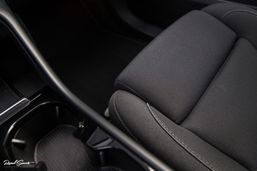 Volvo XC40 Recharge Plus | Adaptieve cruise | Blis | 19 Inch | Full LED |