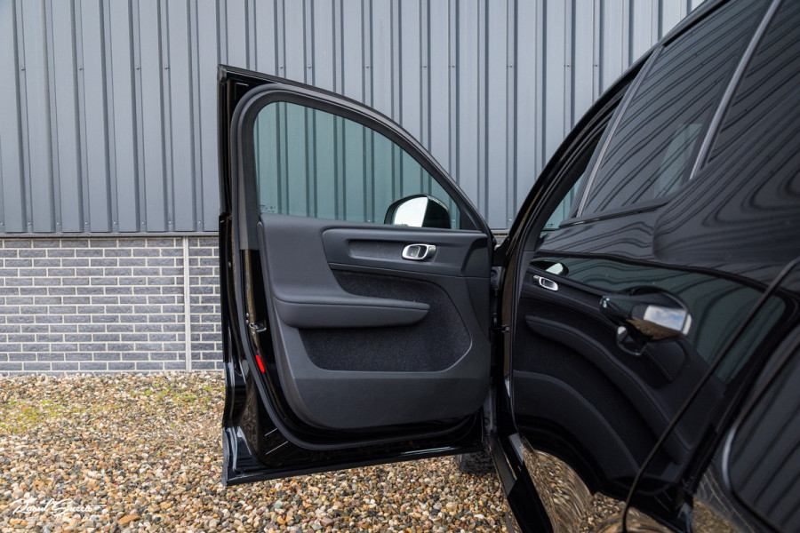 Volvo XC40 Recharge Plus | Adaptieve cruise | Blis | 19 Inch | Full LED |