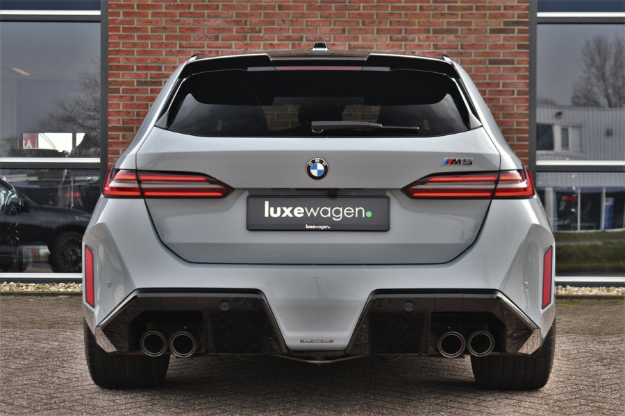 BMW 5 Serie Touring M5 Pano M-Driver Co-Pilot Trekh Alc-hemel B&W
