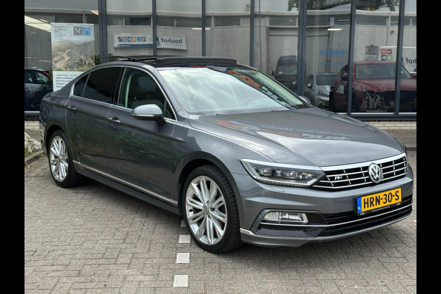 Volkswagen Passat 2.0 TDI Business Edition R l ACC l PANO l XENON