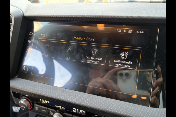 Audi A1 Sportback 25 TFSi 95pk Pro Line NAVI/CARPLAY/VIRTUAL/CLIMA/CRUISE/PDC