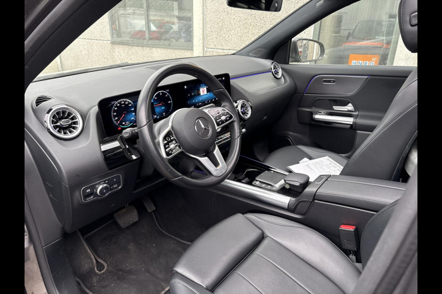 Mercedes-Benz EQA 250 Business Solution Luxury 67 kWh | 95% SOH | Wegklapbare Trekhaak | Panoramadak | Stoelverwarming | Elek. Kofferklep |
