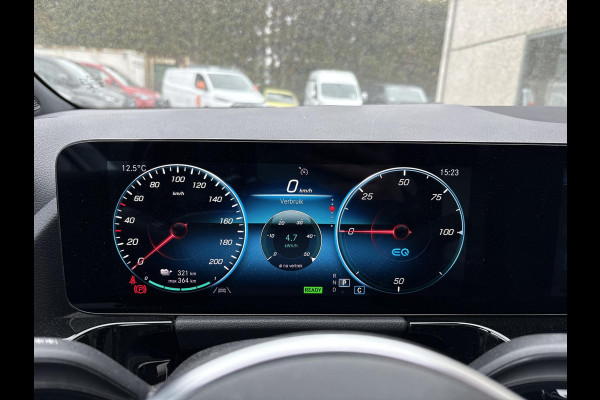 Mercedes-Benz EQA 250 Business Solution Luxury 67 kWh | 95% SOH | Wegklapbare Trekhaak | Panoramadak | Stoelverwarming | Elek. Kofferklep |