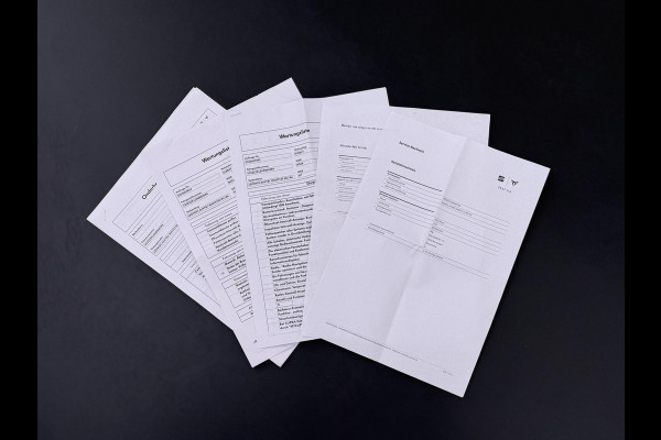 CUPRA Leon Sportstourer 1.4 eTSI PHEV FR VAN € 29.900,- VOOR € 26.877,- UW LENTEVOORDEEL € 3.023,-! | PHEV Plug-in Hybride | Perf. Stoelen | Stoel- & Stuurwielverwarming | Elektrische Achterklep | Compleet Onderhouden | Unieke KM-stand | Direct Rijklaar & Leverbaar |