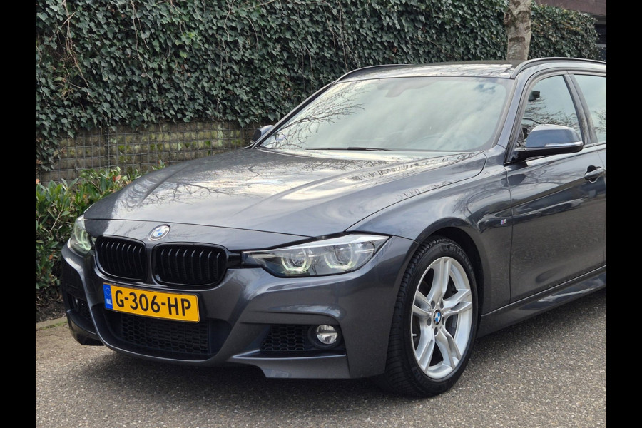 BMW 3 Serie Touring M Sport virtual Dash Nbt EVO Id6 Navi Apple CarPlay Corporate Lease