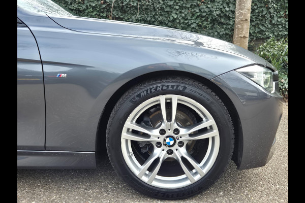 BMW 3 Serie Touring M Sport virtual Dash Nbt EVO Id6 Navi Apple CarPlay Corporate Lease