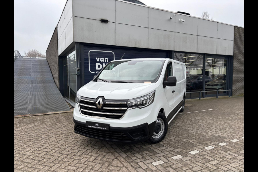 Renault Trafic T30 L2H1 150PK AUTOMAAT RED EDITION LED AIRCO CRUISE CONTROL CAMERA NAVIGATIE CARPLAY TREKHAAK