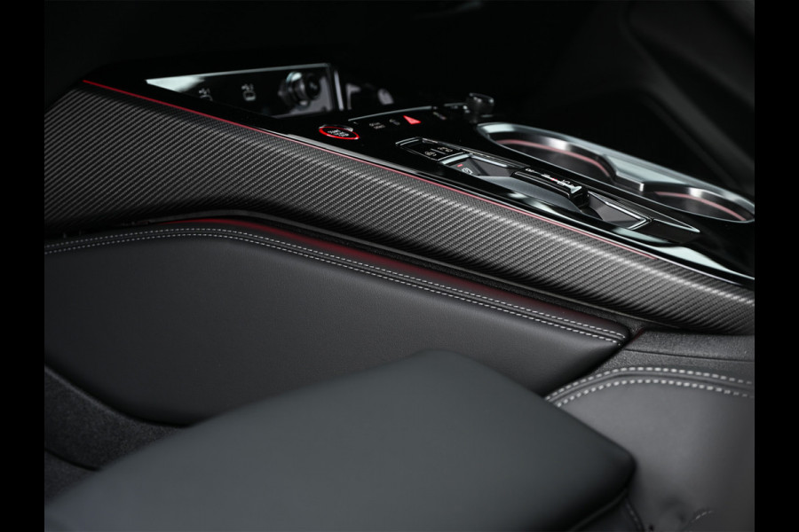 Audi A6 Avant 2.0 e-hybrid quattro 368pk S edition Competition |MMI interface update | Achteras besturing | Premium S-Seats | Trekhaak | B&O Sound | Head-Up | Soft-Close | Adaptive Cruise | Passagiers display | 5 jaar garantie | Luchtvering