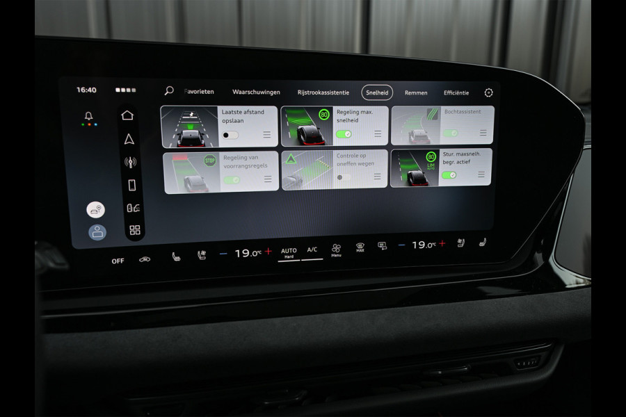 Audi A6 Avant 2.0 e-hybrid quattro 368pk S edition Competition |MMI interface update | Achteras besturing | Premium S-Seats | Trekhaak | B&O Sound | Head-Up | Soft-Close | Adaptive Cruise | Passagiers display | 5 jaar garantie | Luchtvering