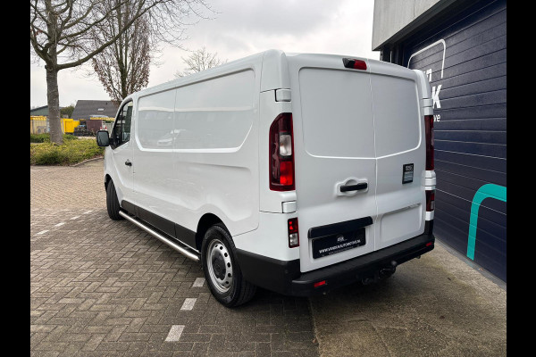 Renault Trafic T30 L2H1 150PK AUTOMAAT RED EDITION LED AIRCO CRUISE CONTROL CAMERA NAVIGATIE CARPLAY TREKHAAK