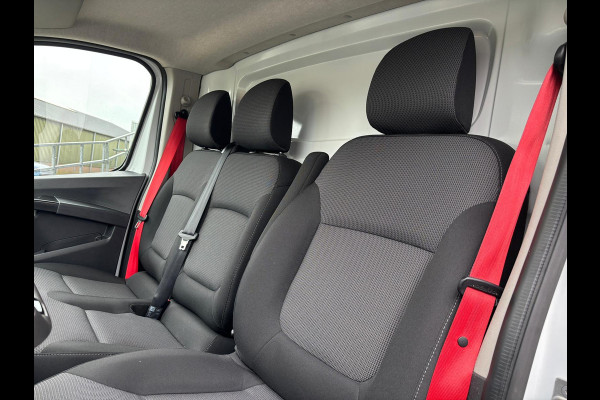 Renault Trafic T30 L2H1 150PK AUTOMAAT RED EDITION LED AIRCO CRUISE CONTROL CAMERA NAVIGATIE CARPLAY TREKHAAK