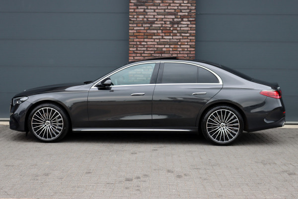 Mercedes-Benz E-Klasse 450 4MATIC AMG Line Premium+ | Luchtvering | Hyperscreen | Achterasbesturing | Massage | Nappa Leder | Stoelventilatie | Soft-Close | Trekhaak | Burmester | HUD | Verwarmd Stuurwiel |
