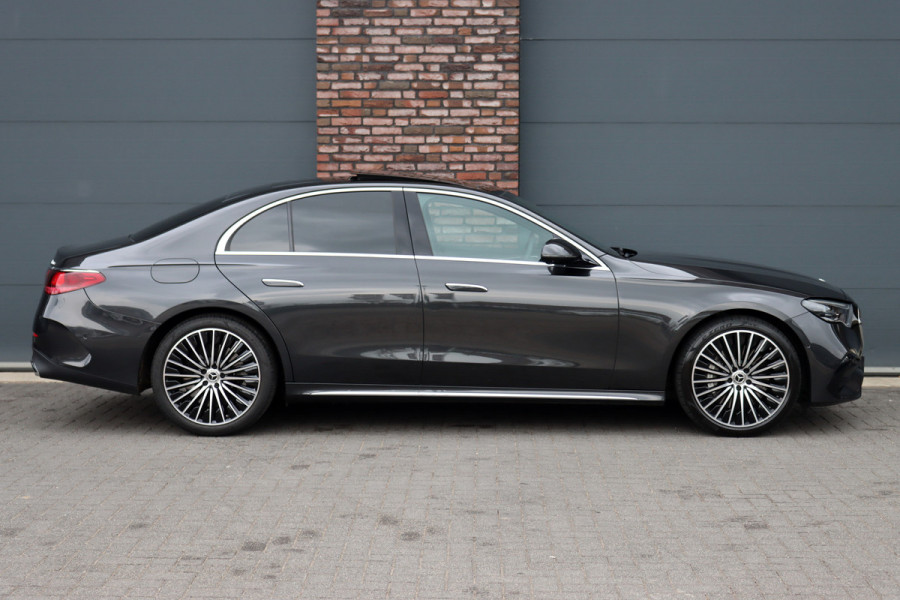 Mercedes-Benz E-Klasse 450 4MATIC AMG Line Premium+ | Luchtvering | Hyperscreen | Achterasbesturing | Massage | Nappa Leder | Stoelventilatie | Soft-Close | Trekhaak | Burmester | HUD | Verwarmd Stuurwiel |