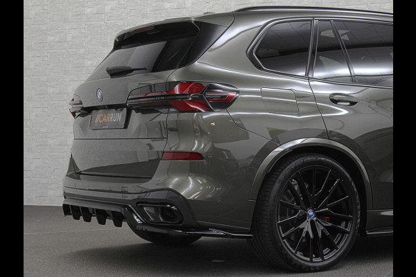 BMW X5 50e M-Sport Pro | Panorama | 360 Camera | ACC | Carbon | Individual Leder | Trekhaak | Head-Up | Keyless-Entry | Harman-Kardon | Stoelverwarming V+A | Memory | Stuurverwarming | 22 inch | Iconic-Glow | M-Gordels | ISO-Glas | Zonwering | Beker Clima | Standkachel | Carplay | Draadloos Laden |