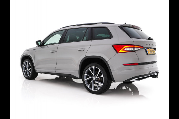 Škoda Kodiaq 1.5 TSI Sportline Business (INCL-BTW) Aut. *PANO | LEATHER-MICROFIBRE | FULL-LED | MEMORY-PACK | DIGI-COCKPIT | NAVI-FULLMAP | CAMERA | DAB+ | AMBIENT-LIGHT | KEYLESS | DAB+ | CARPLAY | PRIVACY-GLASS | 20"ALU*